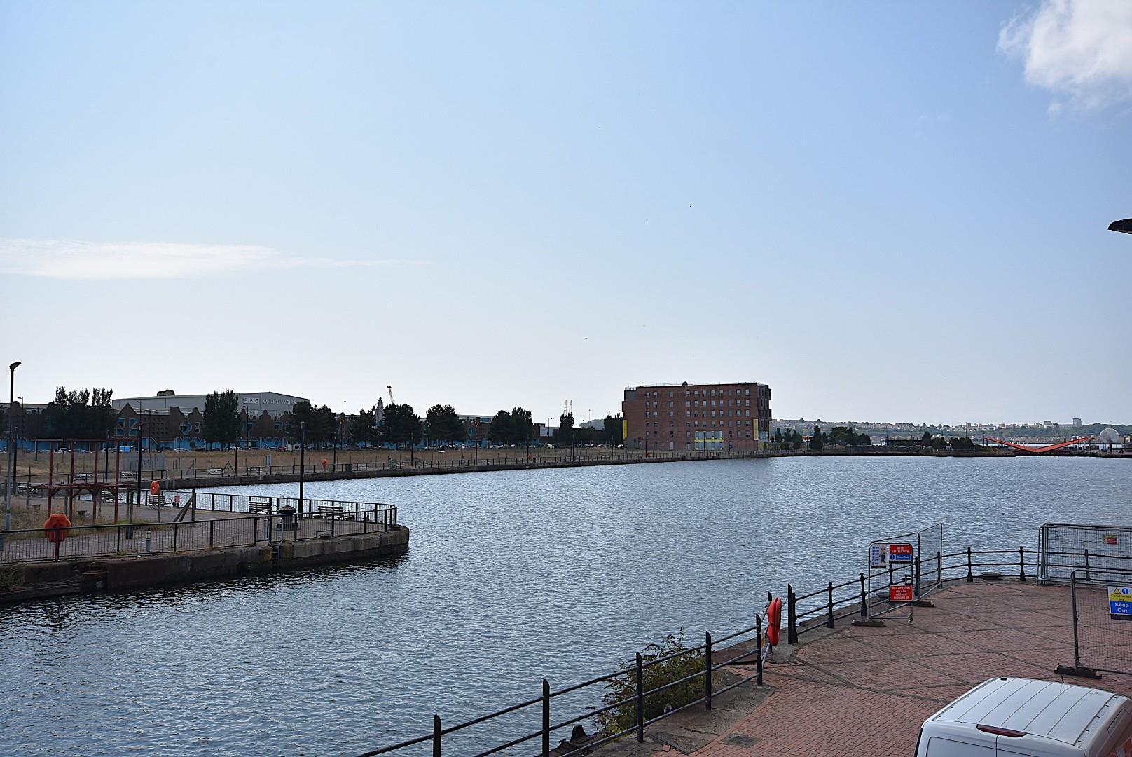 96 Adventurers Quay, Cardiff, CF10 4NQ